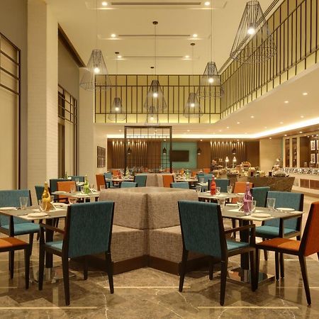 Lemon Tree Hotel, เจฮานซี ภายนอก รูปภาพ