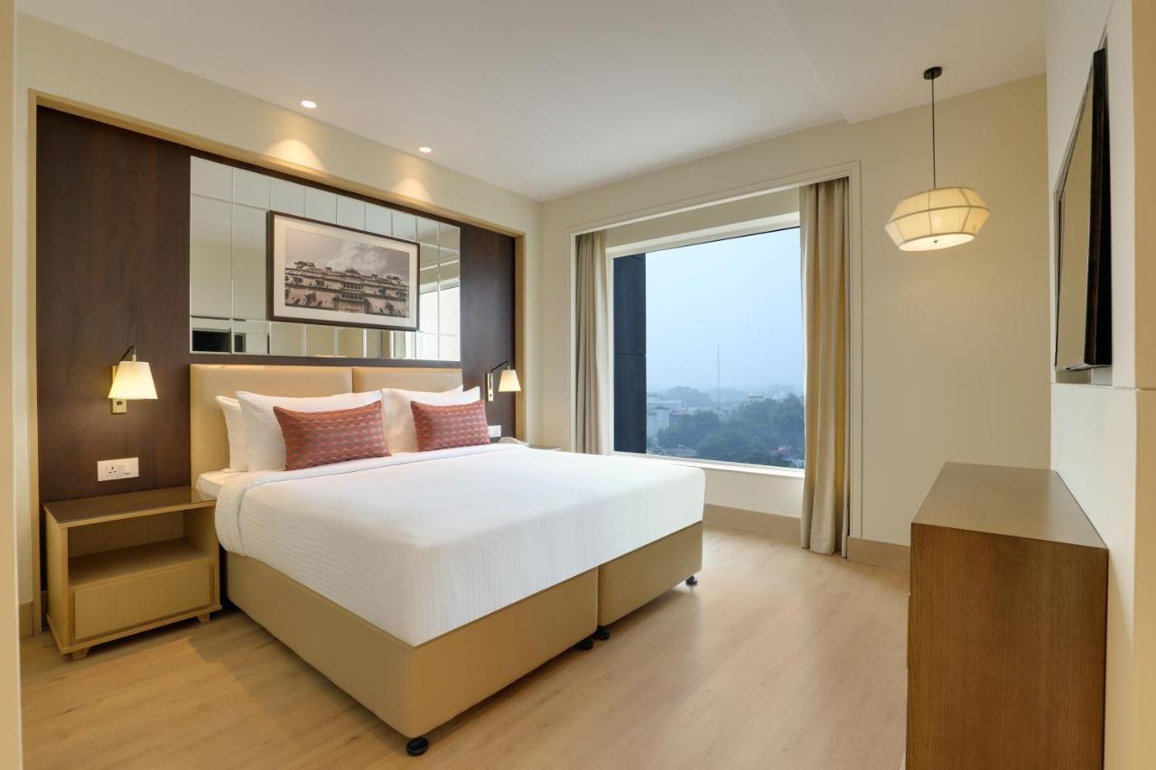 Lemon Tree Hotel, เจฮานซี ภายนอก รูปภาพ