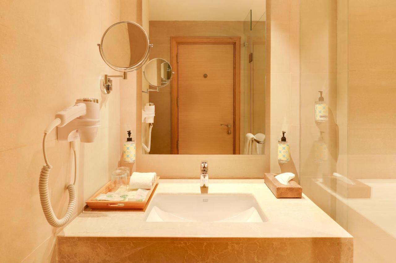 Lemon Tree Hotel, เจฮานซี ภายนอก รูปภาพ