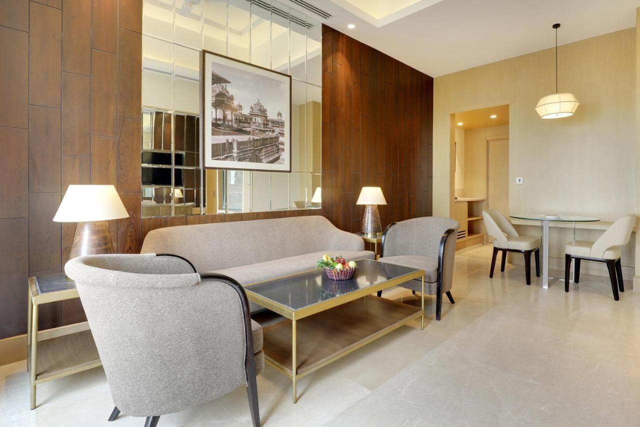 Lemon Tree Hotel, เจฮานซี ภายนอก รูปภาพ